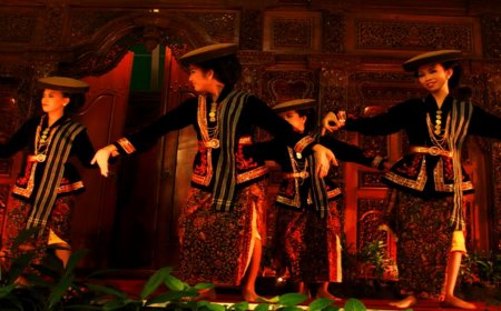 Jejak Leluhur: Mengungkap Keindahan Tari Keket dan Ngetung Batih