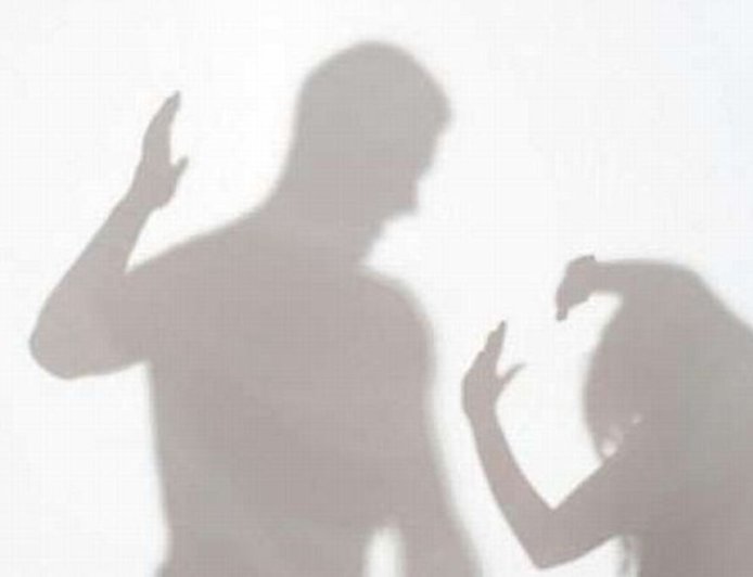 KDRT Perusak Kehidupan, Harus Ditutupi atau Dilaporkan?